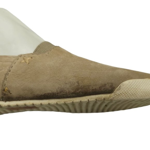 Frye Melanie Womens Slip On Sneaker Size 7.5 Nubuck Leather Taupe Gray Shoes - Picture 6 of 12